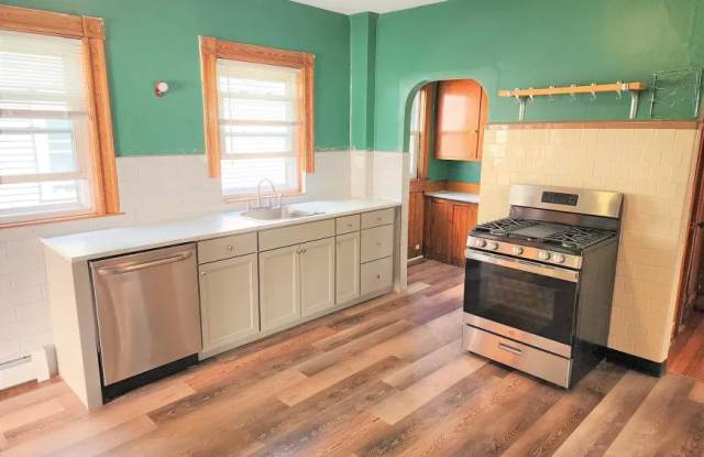 1027 Broadway photos photos
