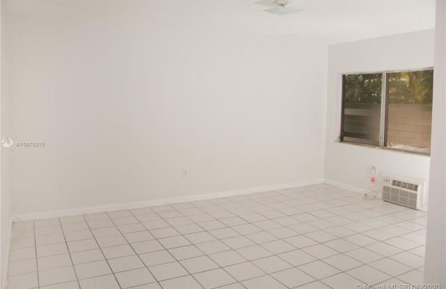 7353 GARY AVENUE Gallery 4