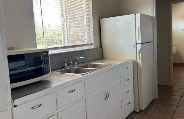 Duplex, 1 bed 1 bath photos photos