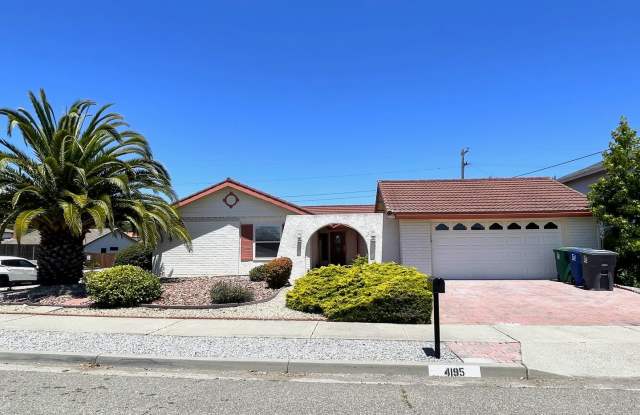 Beautifully Maintained Northern Vandenberg Village Home photos photos