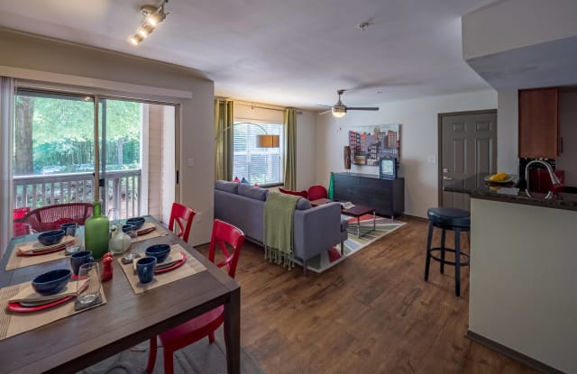 1250 West Apartments Gallery 2