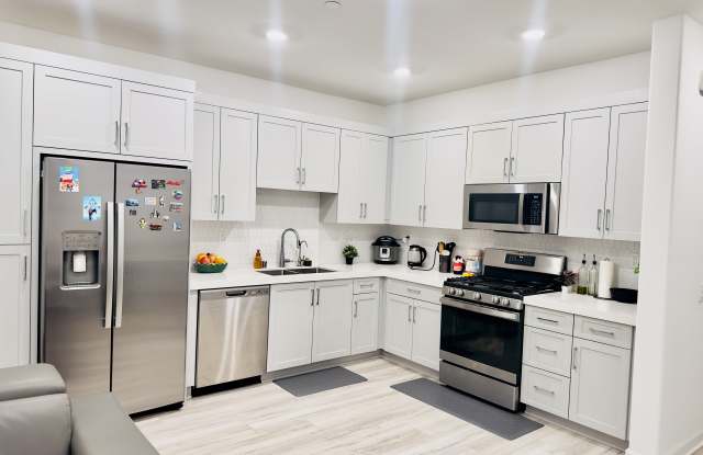 1235 Sunrise View Gallery 3