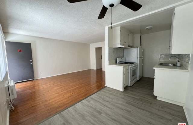 5811 Harold Way photos photos