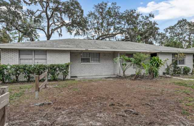 Charming 2-Bedroom, 1-Bathroom Duplex in Convenient Location photos photos