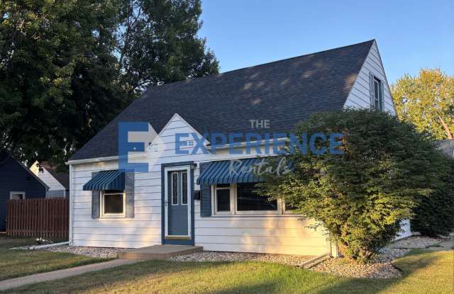 Charming 3-Bedroom Home Near Downtown & McKennan Park!  LEASE TERM TO END ON OR BEFORE 4/30/27. photos photos