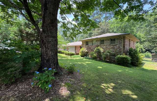 Executive Rental 4 bed 3 bath home in the heart of Country Club photos photos