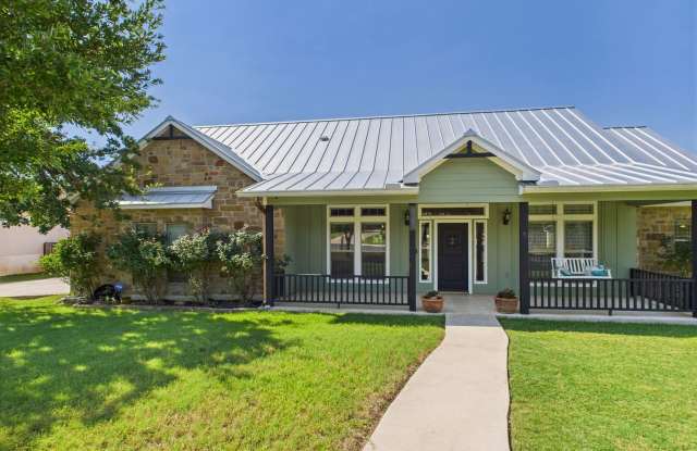 Stone Ridge Rentals - 2141 Stone Oak, Fredericksburg, TX 78624 Stone Ridge Rentals - 2141 Stone Oak, Fredericksburg, TX 78624