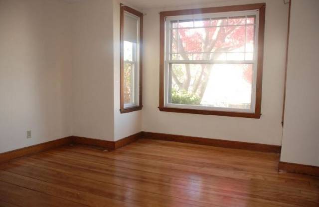 343 Crescent Gallery 4