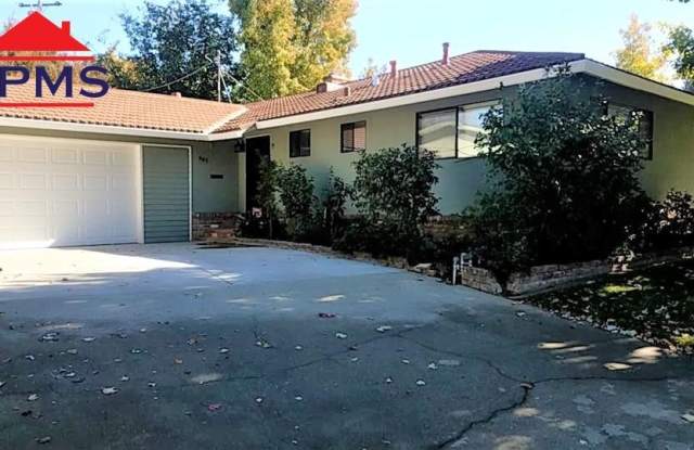 907 Stern Circle - Beautiful 3BD/2BA Home in Sought-After Little Pocket / Land Park Area – Rare Find - Available Now! - 907 Stern Circle, Sacramento, CA 95822