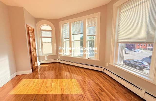 117 Elm St. Gallery 1