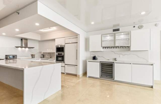 101 S Fort Lauderdale Beach Boulevard Gallery 4