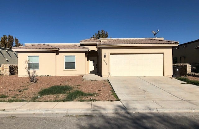 6047 Lourdes - 6047 Lourdes Rd, Sunland Park, NM 88008