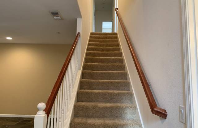 2227 Cedrus Dr Gallery 4