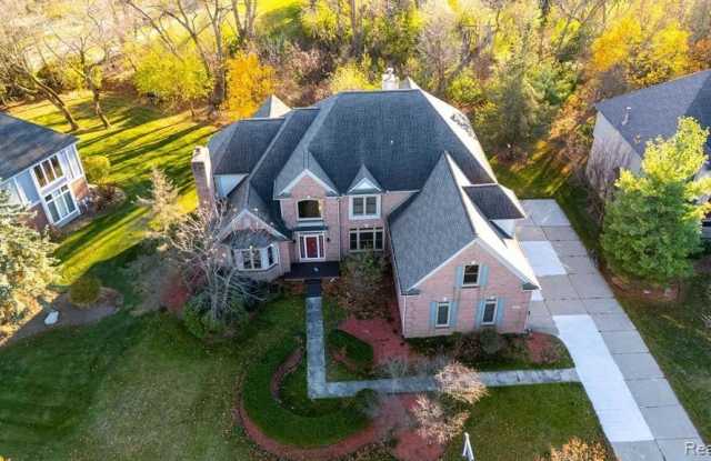 6573 POPPLETON Road Gallery 1