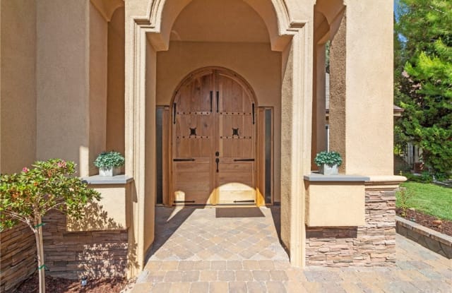 370 S Yorkshire Circle - 370 South Yorkshire Circle, Anaheim, CA 92808