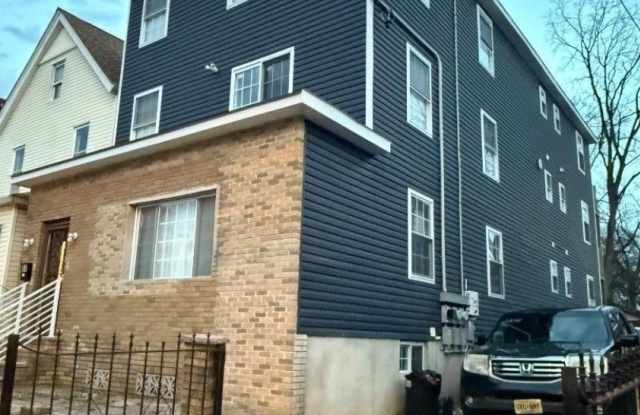 56 Cummings St photos photos