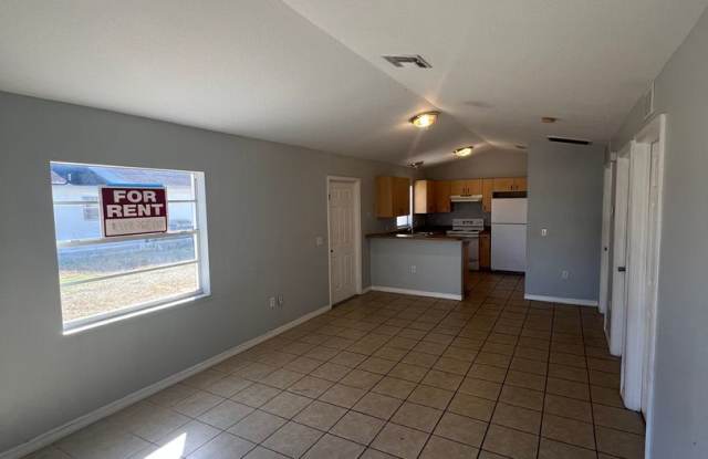 SPACIOUS 2BR/1BA Duplex, Vaulted Ceilings, More! NO APPLICATION FEE! photos photos