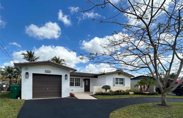 5032 Southwest 94th Avenue photos photos