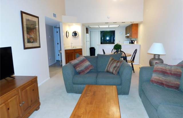 218 WOODLAKE WYNDE Gallery 3
