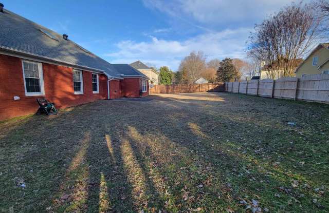 122 Pebblebrook Circle Gallery 2