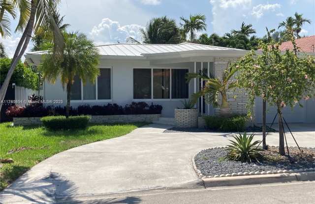 9440 Carlyle Ave photos photos