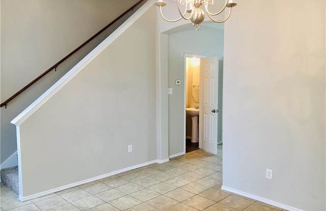 8109 Southern Pine Way Gallery 3
