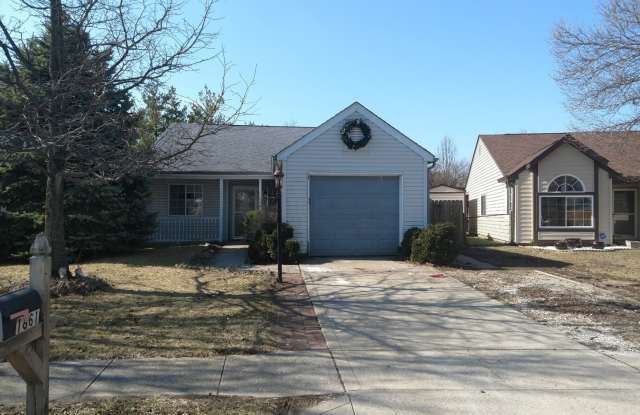 3 Bedroom 1.5 House right off I-65 - 1861 East Werges Avenue, Indianapolis, IN 46237