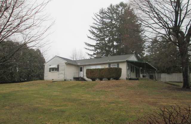 315 YORK ROAD photos photos