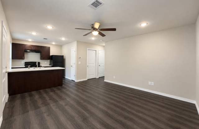 2 Bedroom/2 Bathroom Triplex Unit • Southside Gallery 4