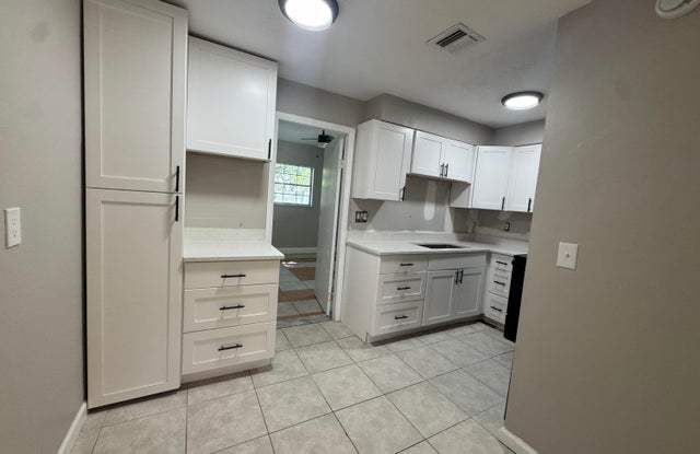 8821 Dania Dr photos photos