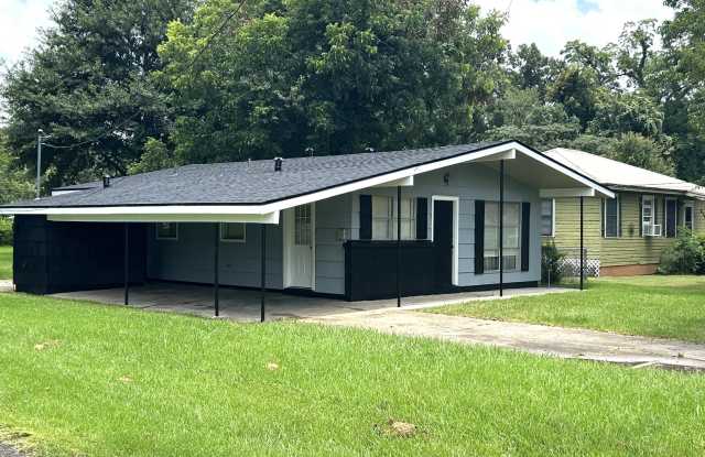605 Choctaw Drive Gallery 3