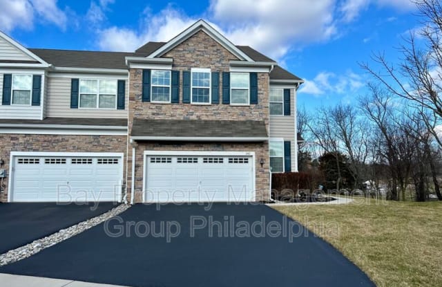 242 Fairfield Cir W - 242 Fairfield Circle West, Montgomery County, PA 19468