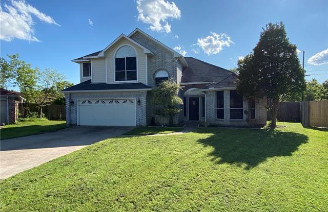 803 Switzer Lane - 803 Switzer Lane, Cedar Hill, TX 75104