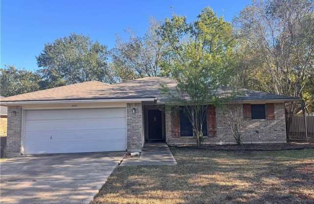 1204 Bayou Woods Drive photos photos