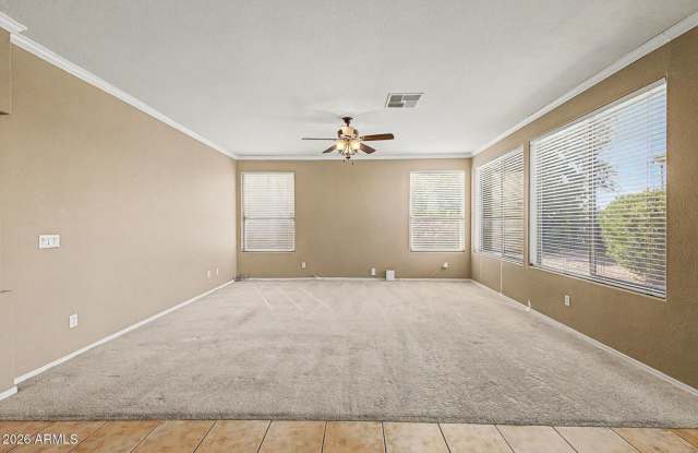 Beautiful 5 Bedroom home in Gilbert Gallery 4
