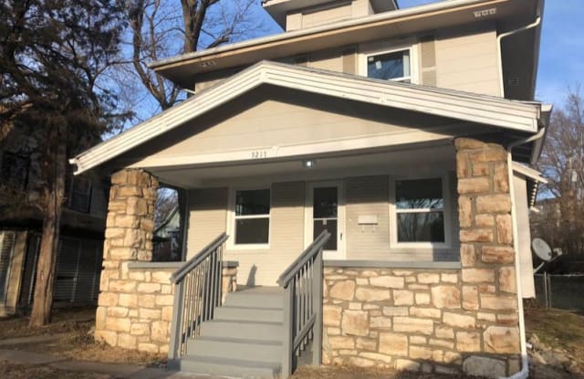 5217 Brookwood Ave 2 - 5217 Brookwood Avenue, Kansas City, MO 64130