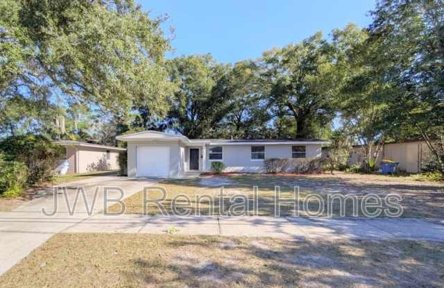 2943 Searchwood Dr - 2943 Searchwood Drive, Jacksonville, FL 32277