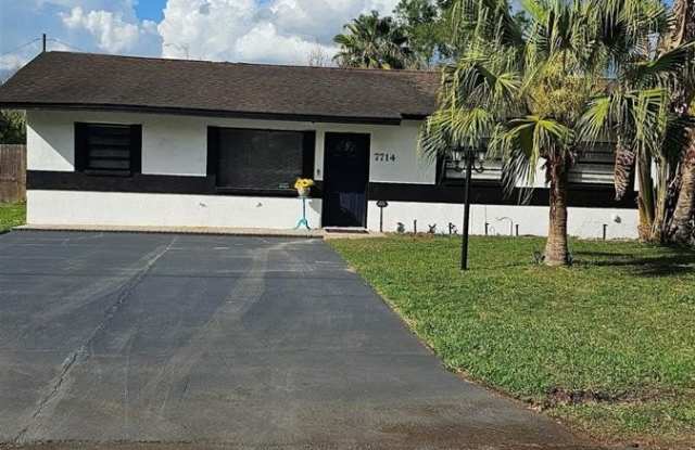 7714 DELEUIL Avenue Gallery 1