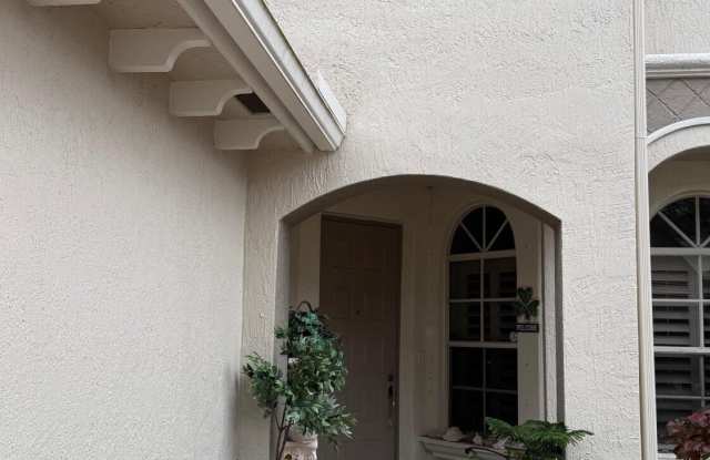 6393 Bella Circle Gallery 2