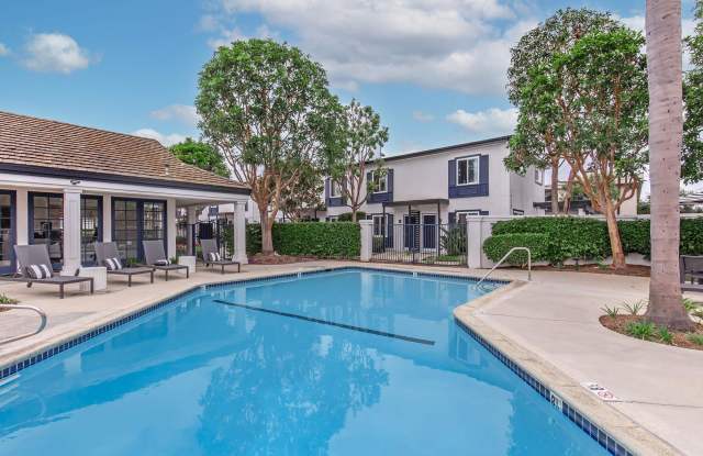 Sandpointe Cove Apartment Homes Gallery 2