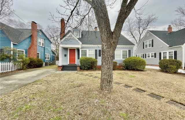 1312 Summit Avenue photos photos