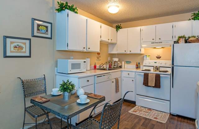 Park Ridge Apartments Gallery 1