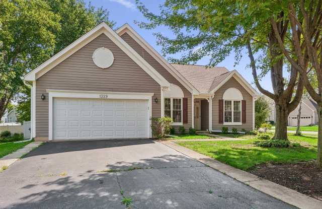 1329 Amaranth Drive photos photos