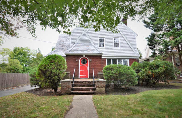 14 Cypress Street - 14 Cypress Street, Essex County, NJ 07041
