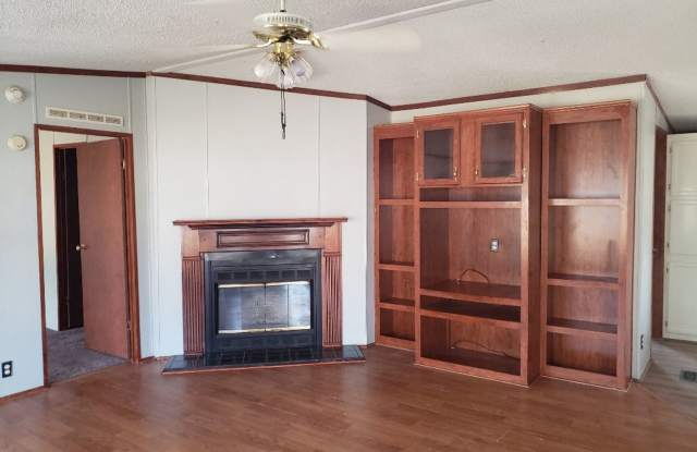 5062 Silas Creek Road Gallery 2