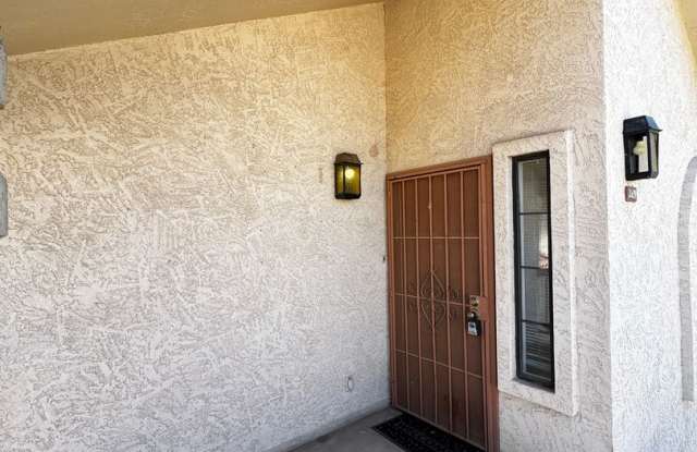 1 Bedroom Condo (Move in Special!!) photos photos