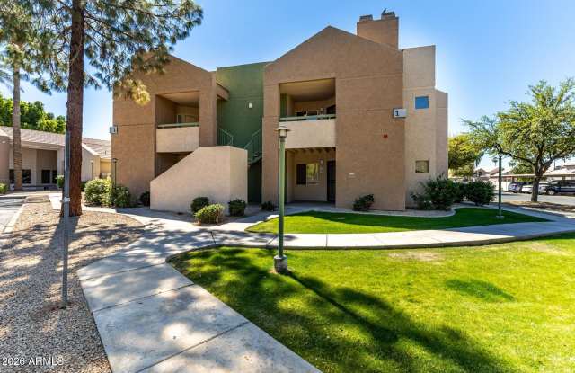 1295 N Ash Street unit: Apt 121 photos photos