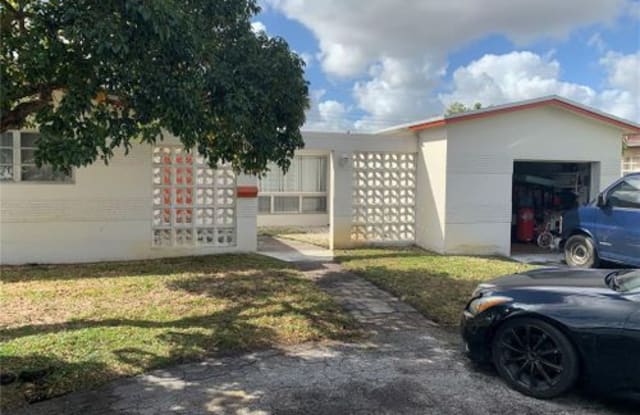 7932 Biltmore Boulevard - 7932 Biltmore Boulevard, Miramar, FL 33023