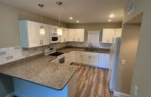 657 N Golf Villa Rd - 657 North Golf Villa Road, St. Simons, GA 31522