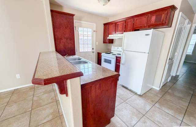 3526 S ARROYO PARK LN. Gallery 4